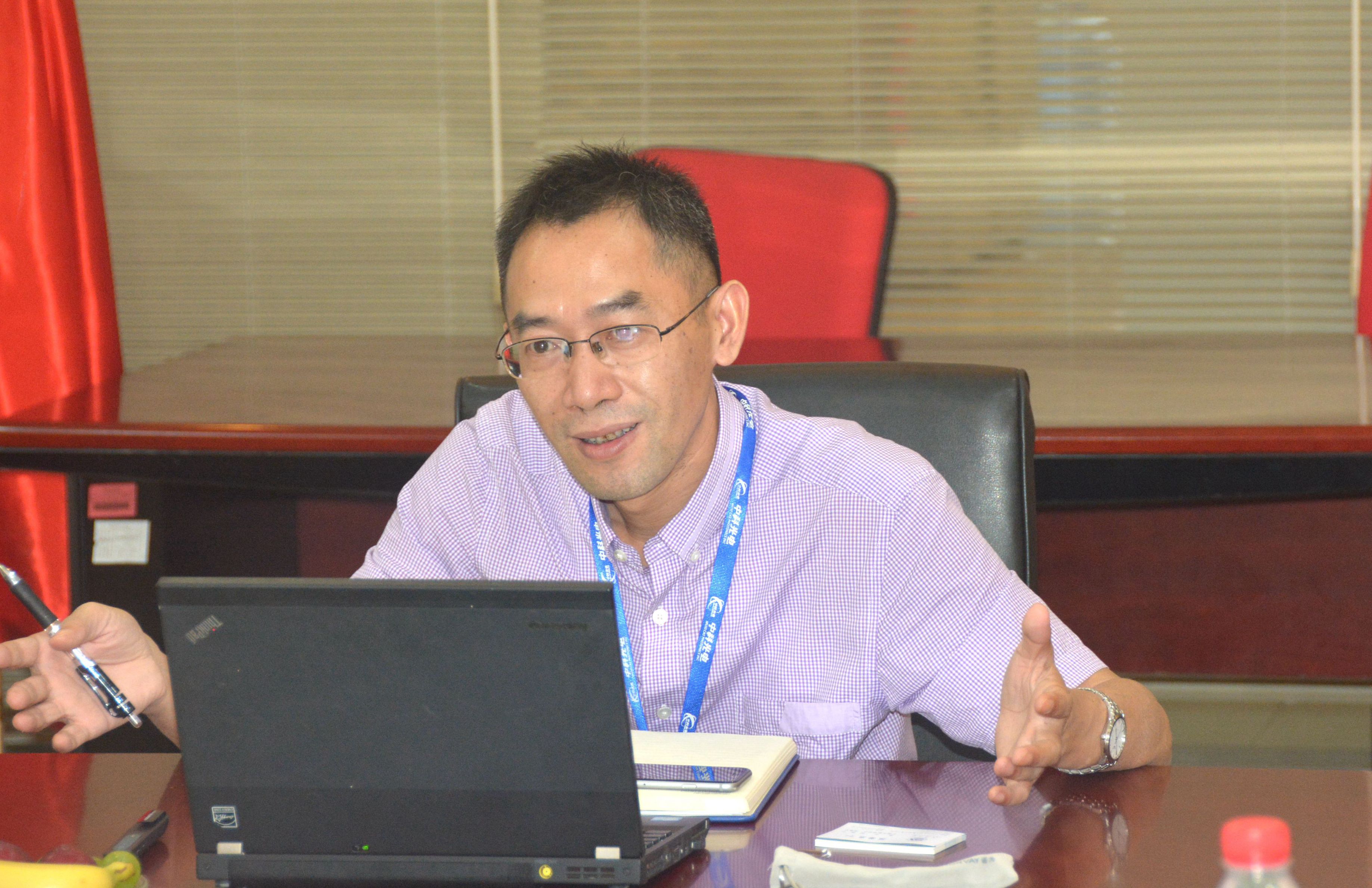 我校与无锡中科光电技术有限公司共建＂江苏省企业研究生工作站＂揭牌仪式隆重举行