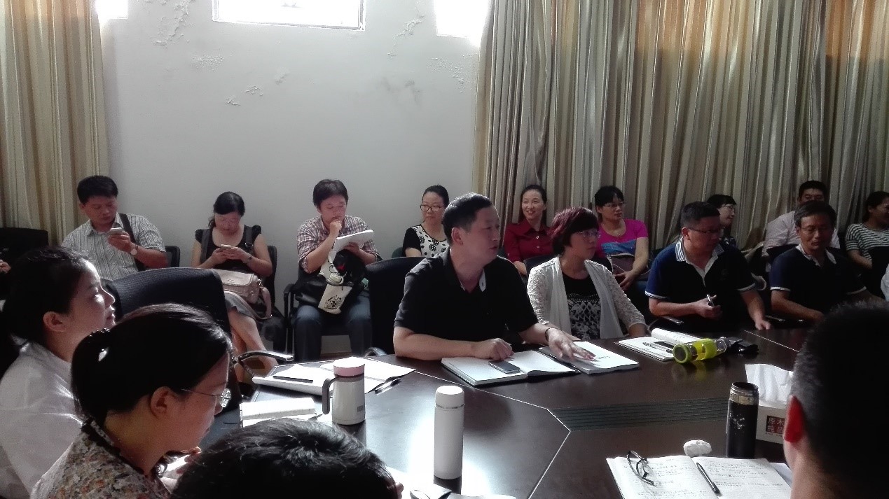 信计系召开专业课程建设与学风建设专题研讨会