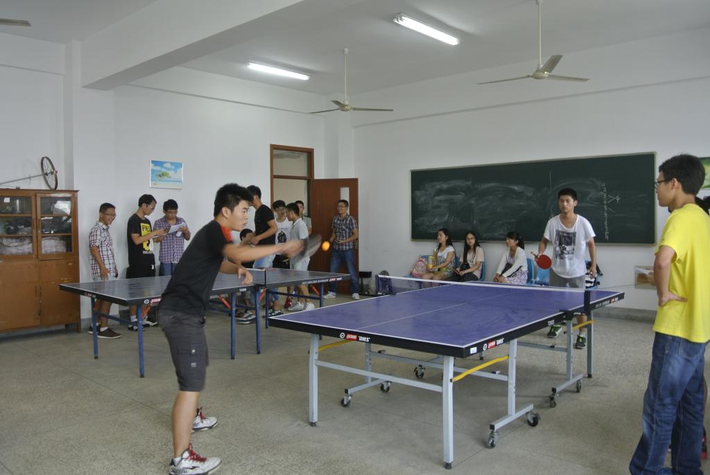 “研途有理”体育嘉年华乒乓球赛
