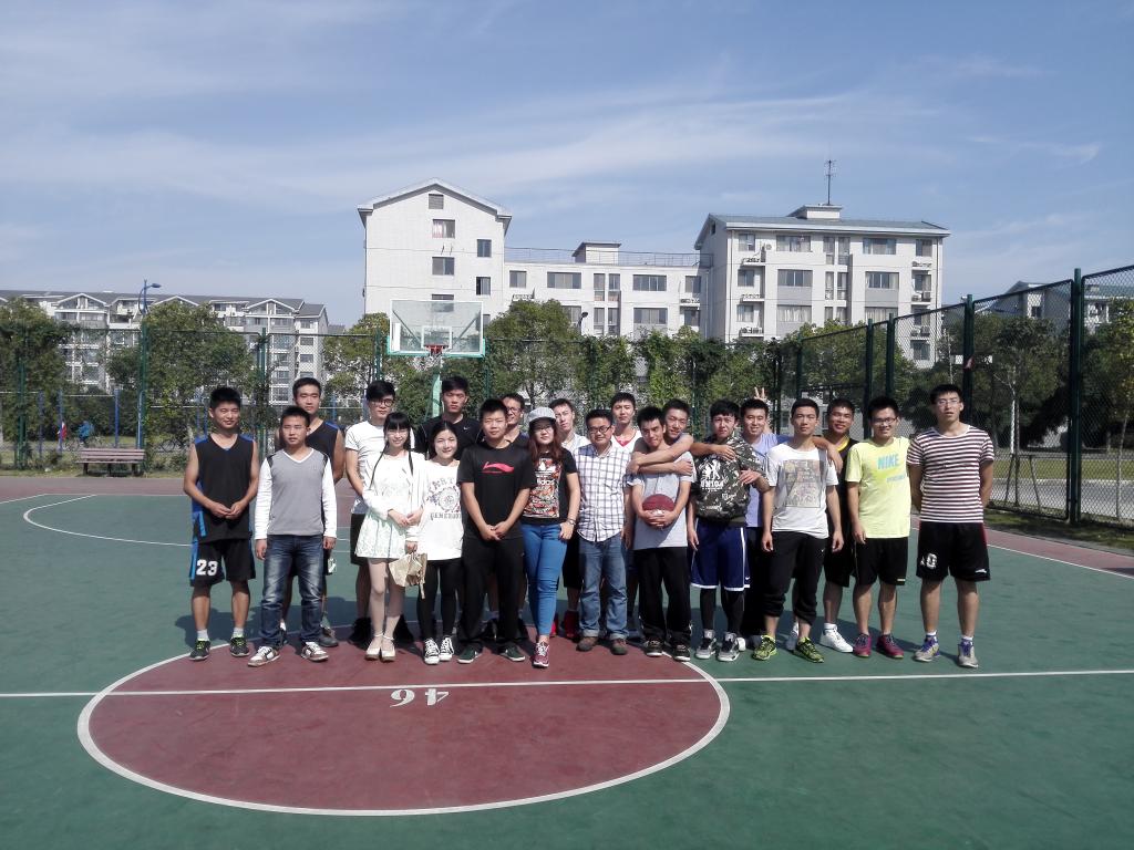 我院与数字媒体学院篮球友谊赛圆满结束