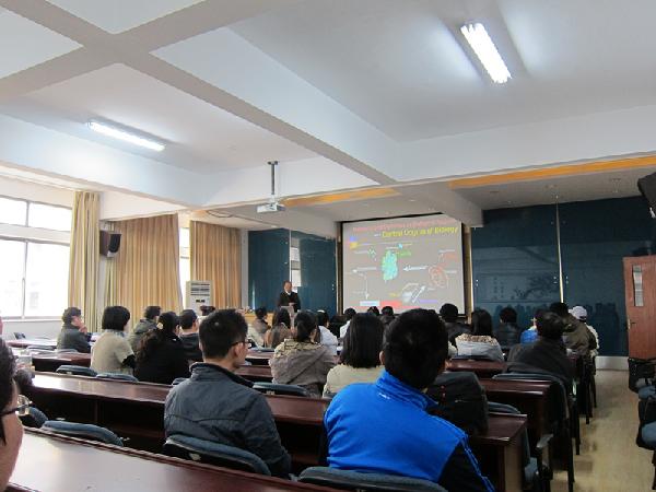 中国科学院陈洛南研究员受邀来我院访问讲学